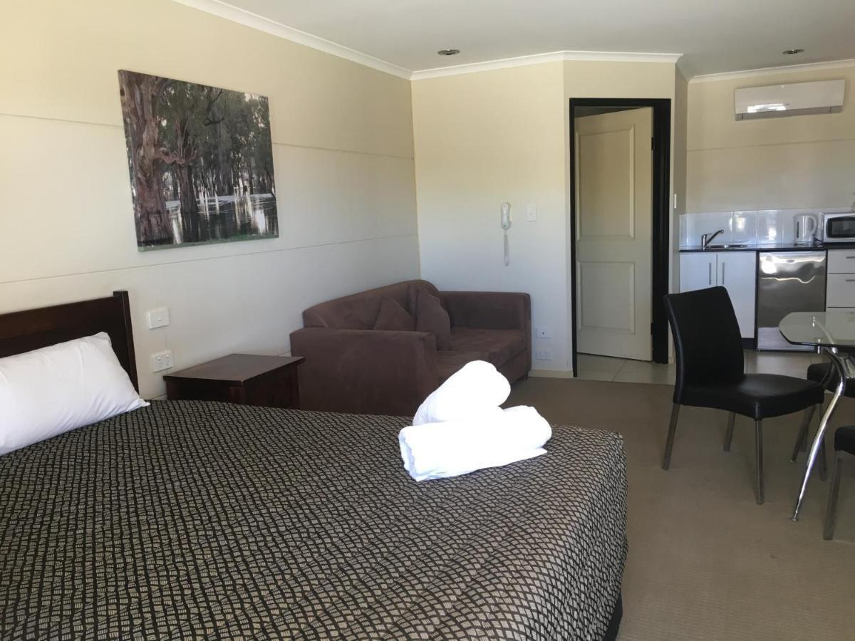 Balranald Club Motel Kültér fotó